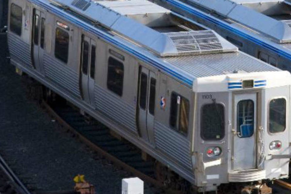 Mulher dá à luz "bebê de Natal" em metrô da Filadélfia