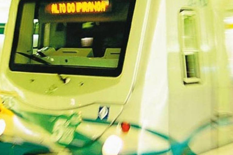 Novo trem da linha verde: freios inteligentes ja evitam paradas bruscas. (.)