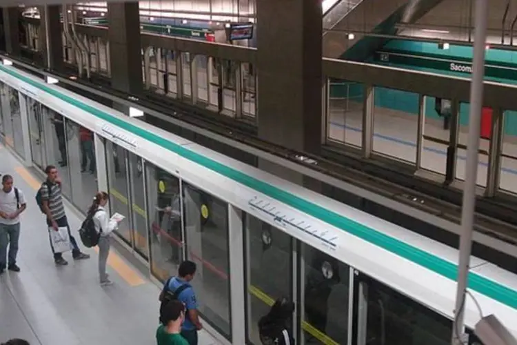 Estações serão fechadas para a execução dos testes do novo sistema de controle de trens na Linha 2- Verde do Metrô (Wikimedia Commons)