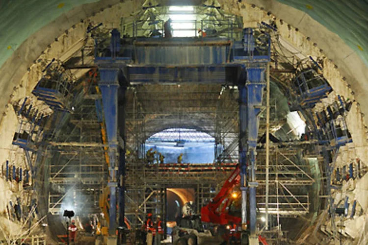 Obras do metrô de Lisboa: Odebrecht executa mais projetos no exterior que aqui (.)