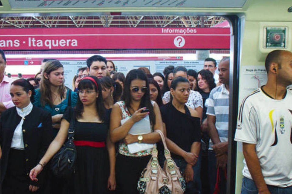 Alckmin veta vagão exclusivo para mulheres nos trens e metrô