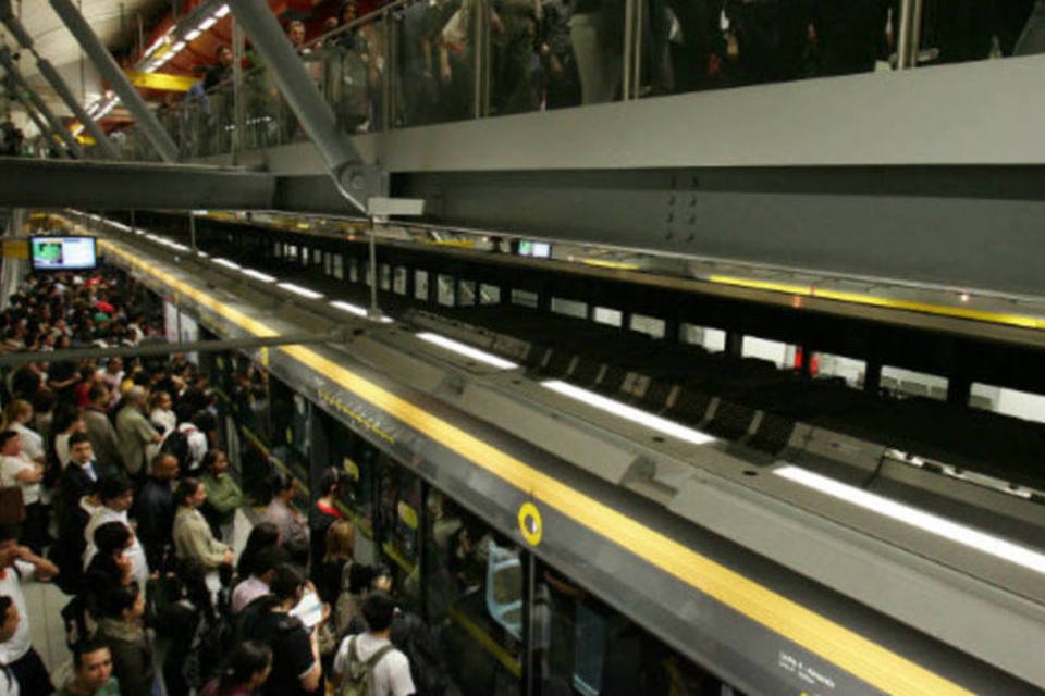 Pela primeira vez em dez anos, metrô perde passageiros