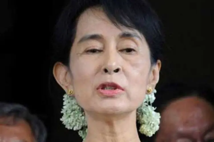 
	Pr&ecirc;mio Nobel da Paz Aung San Suu Kyi: pr&ecirc;mio foi concedido h&aacute; 23 anos, mas somente agora ela conseguiu receber
 (Soe Than Win/AFP)