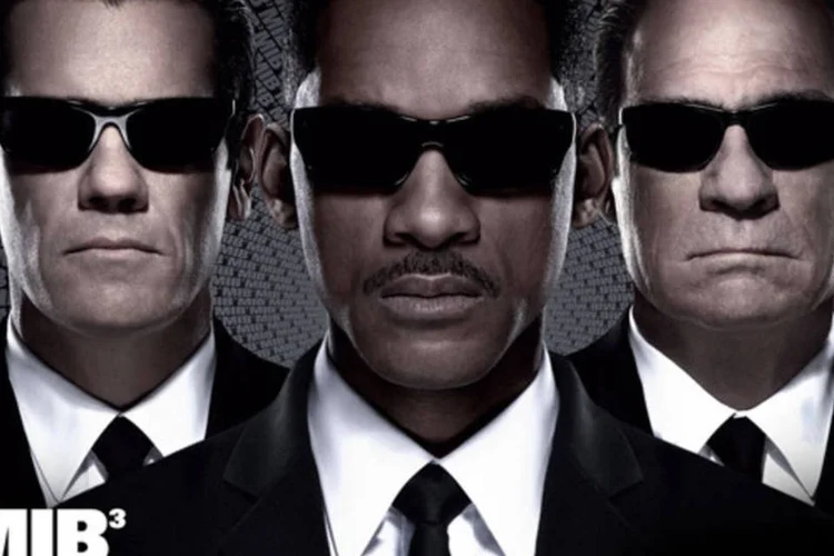 "Homens de Preto 3" completa a trilogia dos filmes protagonizados por Will Smith e Tommy Lee Jones, dez anos após a estreia da versão anterior (Divulgação/Sony)