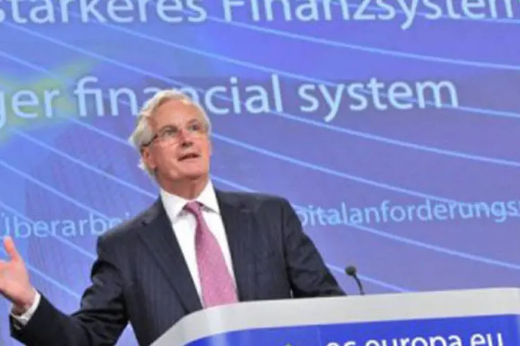 Michel Barnier: "Poupanças e produtos de investimentos devem ser mais compreensíveis", disse (Georges Gobet/AFP)