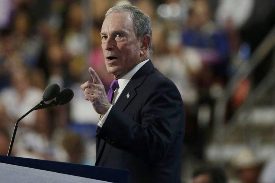 Bloomberg chama campanha presidencial de Trump de trapaça