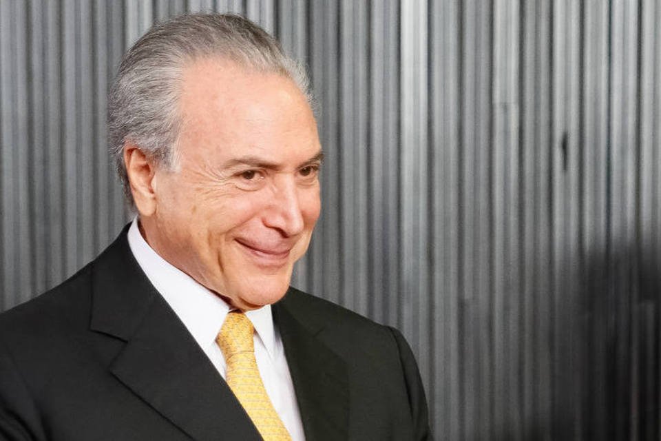 De vice a presidente, Temer assume por até 180 dias