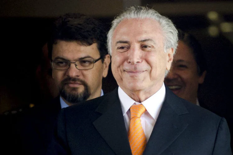 
	Michel Temer: &ldquo;Temos que saber que rumo vamos dar ao pa&iacute;s. Ent&atilde;o, temos que come&ccedil;ar a pensar&rdquo;
 (Fotos Públicas)