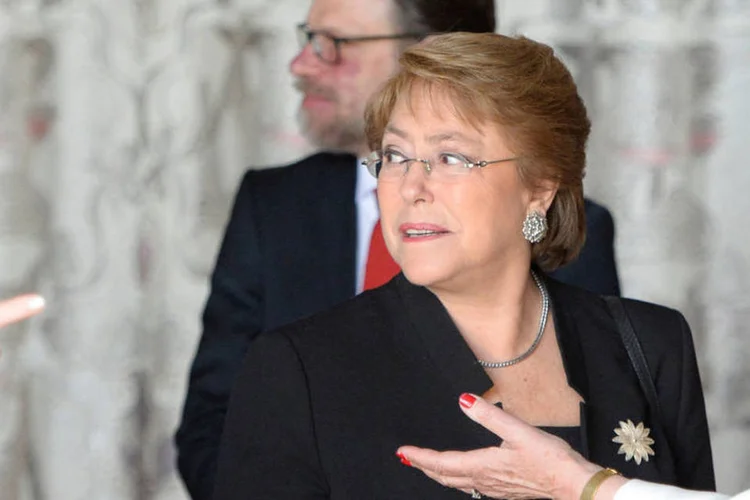 
	Michele Bachelet: &quot;Este aumento nas contribui&ccedil;&otilde;es nos permitir&aacute; criar um pilar de poupan&ccedil;a coletiva solid&aacute;ria&quot;
 (Jessica Gow / Reuters)