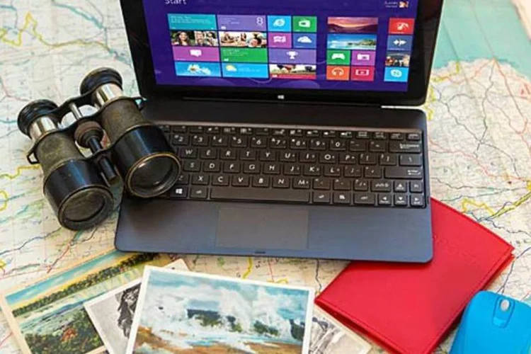 Criado com foco em tablets como o Surface, da Microsoft, o Windows 8 não se sai tão bem em PCs e notebooks convencionais (Divulgação)