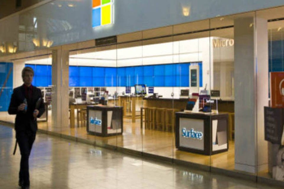 Lucro e receita da Microsoft sobem 18% no terceiro trimestre