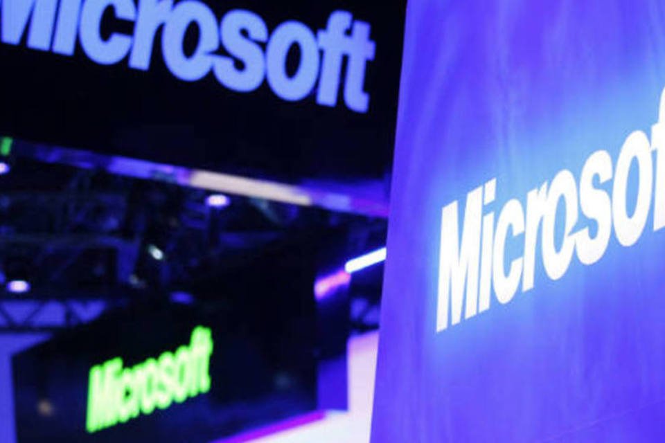 União Europeia multa Microsoft em € 561 milhões