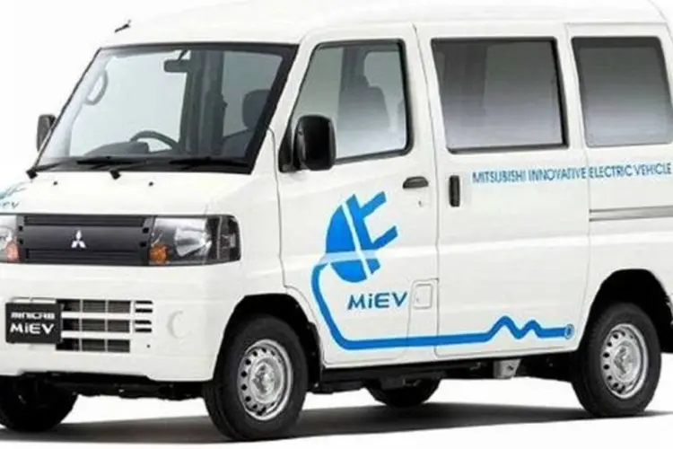 A Mitsubishi planeja fabricar cerca de 4 mil desses veículos no ano comercial até março (Divulgação)