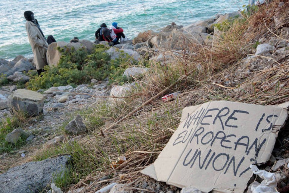 3 mil imigrantes morreram neste ano no Mediterrâneo, diz OIM