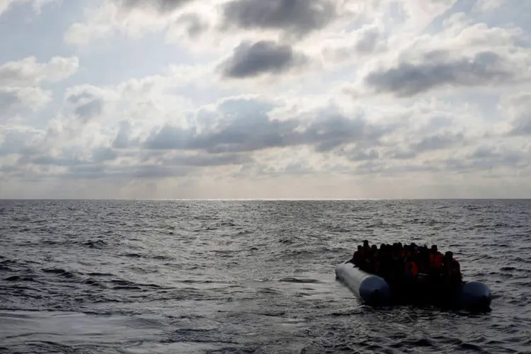 
	Naufr&aacute;gio: os guardas explicaram que foram resgatados 107 sobreviventes
 (Darrin Zammit Lupi / Reuters)