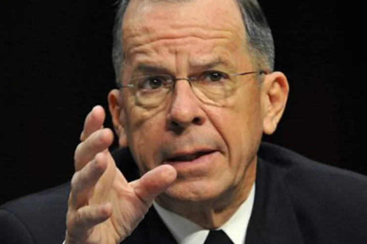 Mike Mullen: "o governo do Paquistão compromete não só a possibilidade de ser nosso parceiro estratégico, mas também a oportunidade de ser uma nação respeitada" (Karen Bleier/AFP)