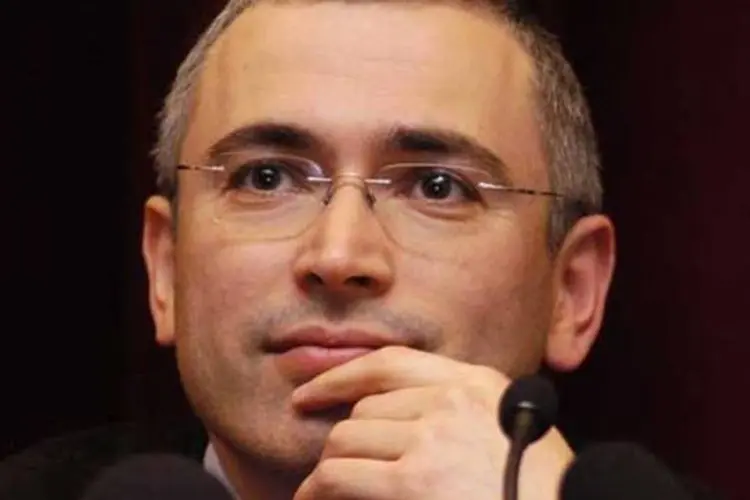 
	Mikhail Khodorkovski: fundador da companhia petrol&iacute;fer de 50 anos, foi detido em outubro de 2003 e cumpre pena na regi&atilde;o de Chita (Sib&eacute;ria)
 (WIKIMEDIA COMMONS)