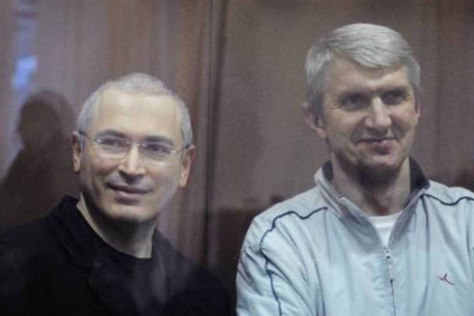 Corte russa ordena libertação de sócio de Khodorkovsky