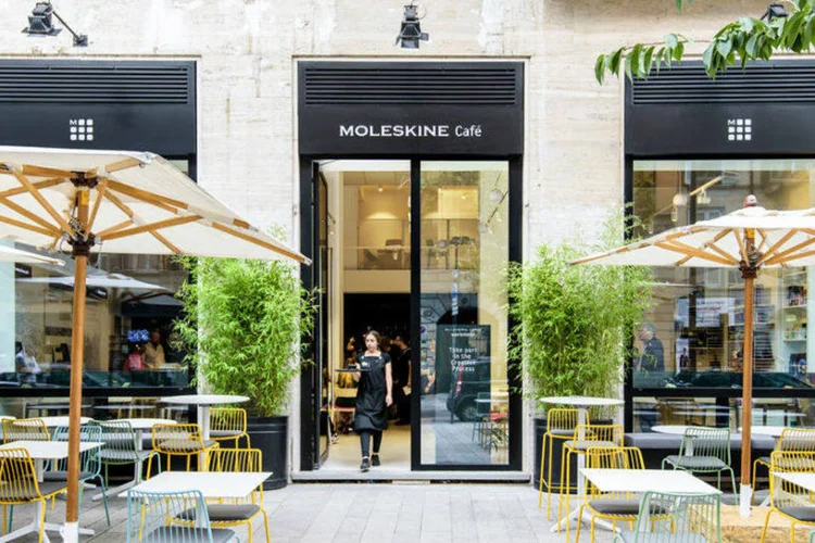 
	Caf&eacute; da Moleskine em Mil&atilde;o, It&aacute;lia: espa&ccedil;o pr&oacute;prio para inspirar pessoas
 (Divulgação)