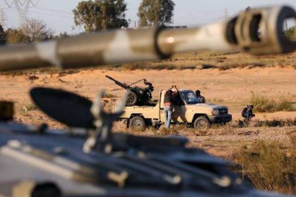 Milícias controlam sedes dos ministérios na Líbia