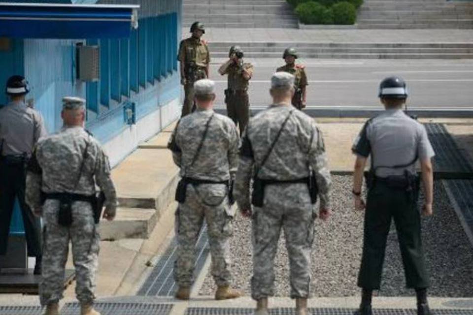 Norte-coreanos pedem reunião sobre exercícios militares