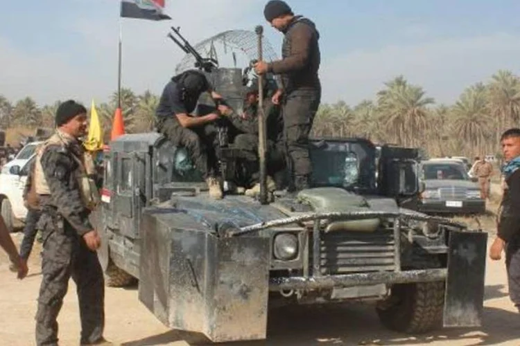 Operação militar contra militantes do Estado Islâmico na província de Diyala (Younis Al-Bayati/AFP)