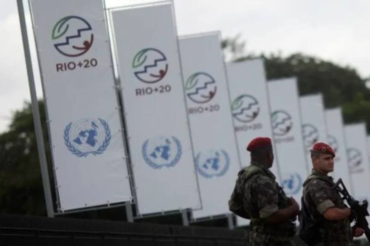 Militares próximos ao Riocentro, na Rio 20: projeto foi coorganizado pelo Instituto Ethos e o Instituto das Nações Unidas para Treinamento e Pesquisa (Nacho Doce/Reuters)