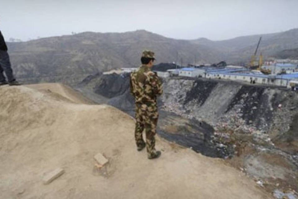 Explosão em mina de carvão mata 17 pessoas na China