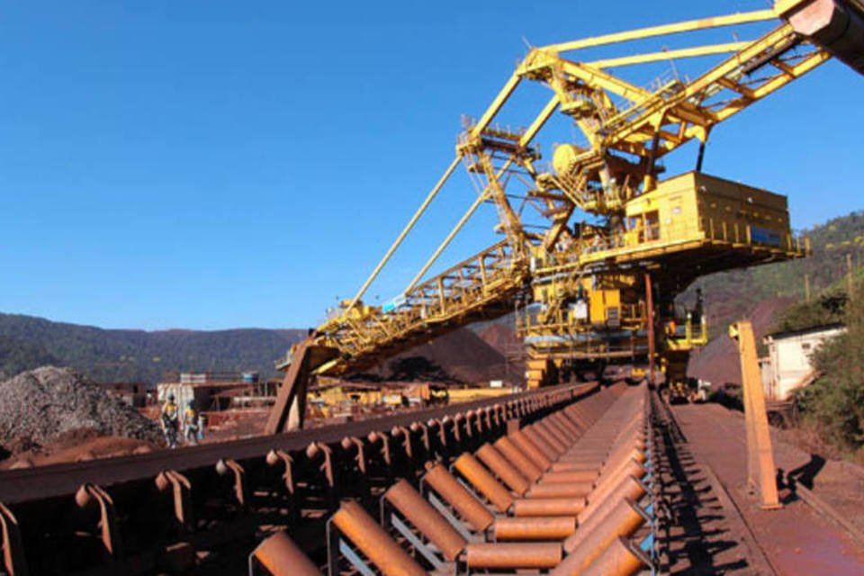 Vale paralisa ferrovia que transporta minério de Carajás