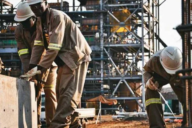 
	Mina da Vale na &Aacute;frica: empresa estaria envolvida em massacre na Guin&eacute;
 (Juliana Borges/EXAME.com)