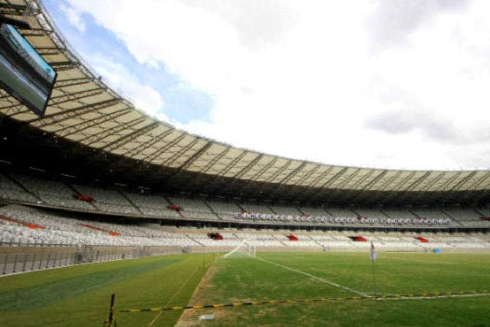 Falhas na abertura do Mineirão rendem multa de R$ 1 mi