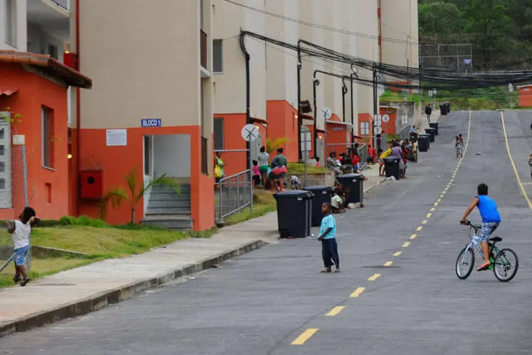 
	Dentro do programa Minha Casa, Minha Vida, os recursos do FGTS beneficiaram 480 mil fam&iacute;lias, segundo o minist&eacute;rio
 (Tomaz Silva/ Agência Brasil)