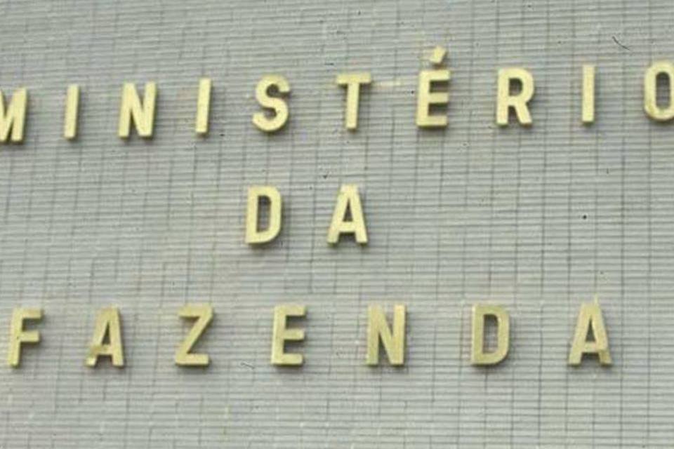 Estudantes acampam em frente ao Ministério da Fazenda