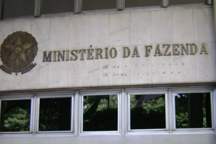 
	Minist&eacute;rio da Fazenda: decreto imp&ocirc;s restri&ccedil;&otilde;es ao exerc&iacute;cio das atividades profissionais dos conselheiros
 (Wikimedia Commons)