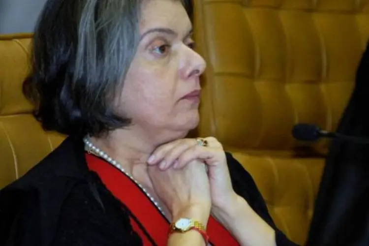 Cármen Lúcia fez questão de frisar que, há 80 anos, o Brasil autorizou o voto feminino (Fabio Rodrigues Pozzebom/ABr)