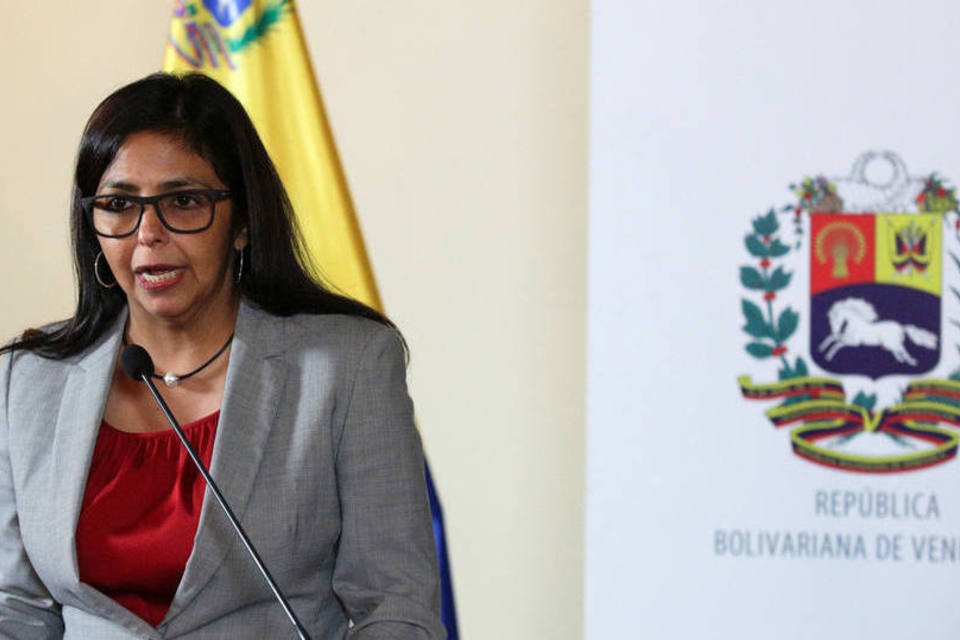 Venezuela anuncia que iniciará amanhã processo para deixar OEA