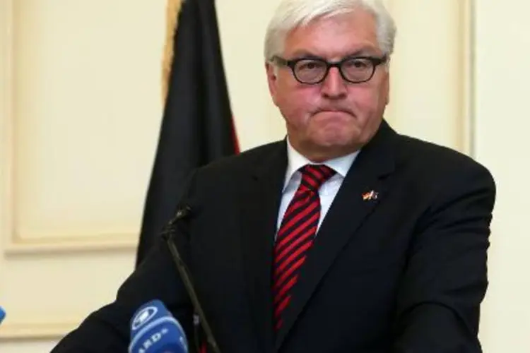 
	Frank-Walter Steinmeier: segundo as informa&ccedil;&otilde;es reveladas na segunda-feira pelo Wikileaks, a NSA espionou Steinmeier durante anos e teve em sua mira at&eacute; 20 alvos de seu departamento
 (Faisal al-Tamimi/AFP)