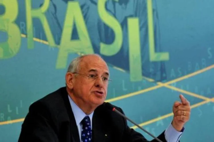 Mudar o comando da Defesa neste momento poderia ocasionar mais um problema para o governo Dilma, depois de escândalos como o de Antonio Palocci e do Ministério dos Transportes (Antonio Cruz/ABr)