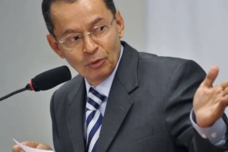 
	Paulo S&eacute;rgio Passos: as condi&ccedil;&otilde;es, que excluem a cobran&ccedil;a de ped&aacute;gio no tr&aacute;fego urbano,&nbsp;foram apresentadas pelo ministro dos Transportes
 (Antonio Cruz/ABr)
