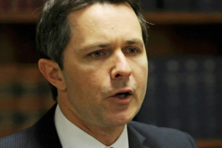 
	&quot;As conclus&otilde;es s&atilde;o chocantes e v&atilde;o a irritar os australianos amantes do esporte&quot;, reagiu o ministro do Interior, Jason Clare
 (AFP / Greg Wood)