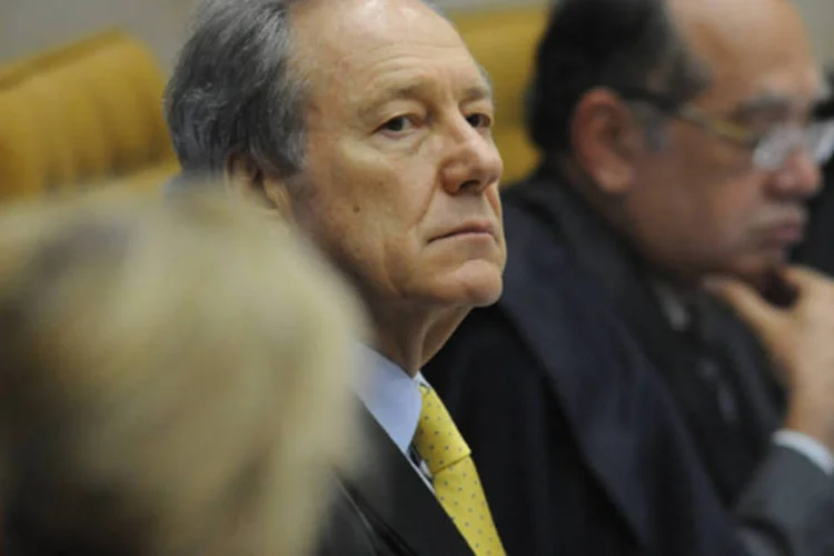 
	Ricardo Lewandowski:&nbsp;oministro, relator de a&ccedil;&otilde;es de inconstitucionalidade contra a PEC 37, lembrou que a Constitui&ccedil;&atilde;o de 1988 tem como um de seus grandes avan&ccedil;os a amplia&ccedil;&atilde;o da compet&ecirc;ncia do Minist&eacute;rio P&uacute;blico.
 (Fabio Rodrigues Pozzebom/ABr)