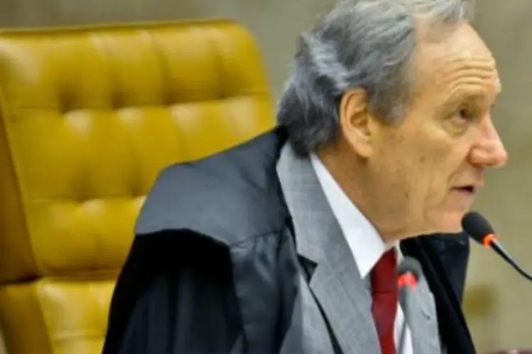 
	Ministro Ricardo Lewandowski: ministro concedeu uma liminar para suspender a regra a pedido da Ordem dos Advogados do Brasil (OAB)
 (José Cruz/ABr)