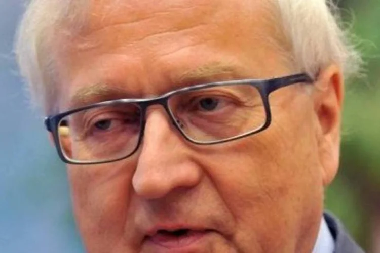 Rainer Brüderle, ministro de Economia da Alemanha: país reduziu previsão de déficit (AFP/Georges Gobet)