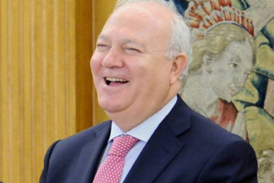 Para furar embargo, Cuba se aproxima da UE