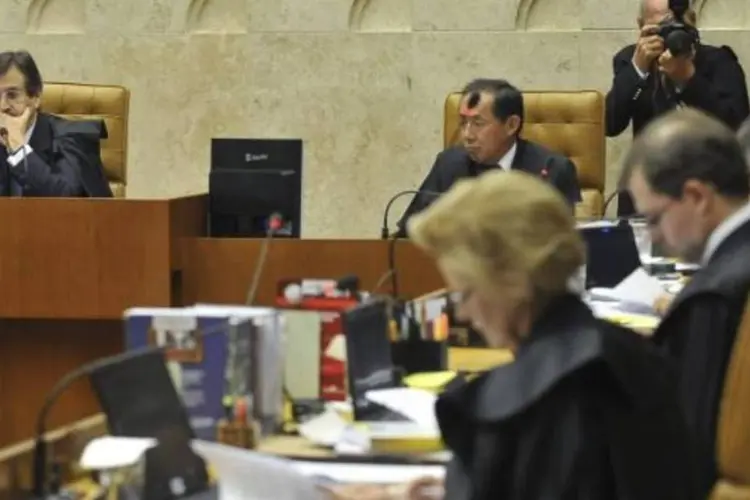 
	Ministros do STF: o pedido de inclus&atilde;o de Lula j&aacute; foi recusado em v&aacute;rias ocasi&otilde;es da tramita&ccedil;&atilde;o do caso
 (Fabio Rodrigues Pozzebom/ABr)