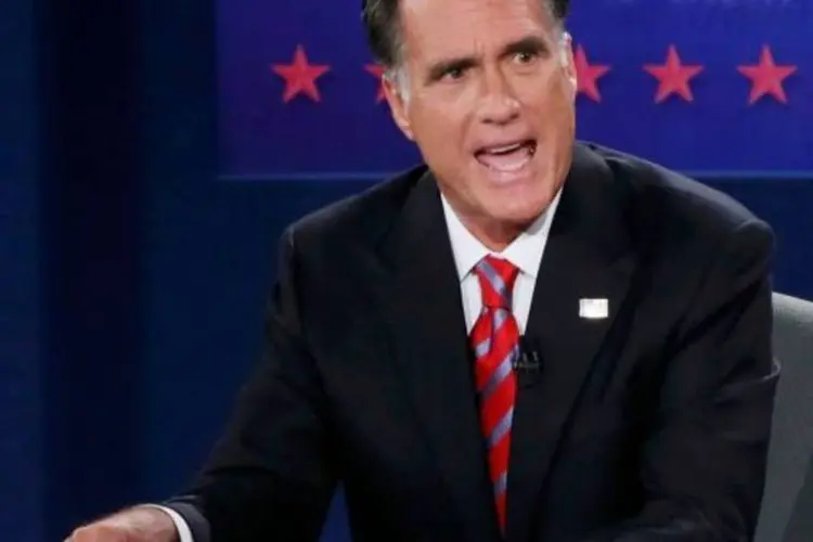 
	Mitt Romney no &uacute;ltimo debate presidencial das elei&ccedil;&otilde;es de 2012: candidato disse que Obama tem se reduzido a tentar defender um personagem da miniss&eacute;rie infantil Vila S&eacute;samo
 (Rick Wilking/Reuters)