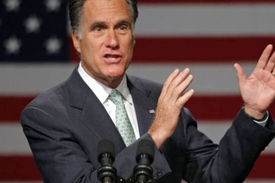 Romney ataca Obama por baixo crescimento econômico