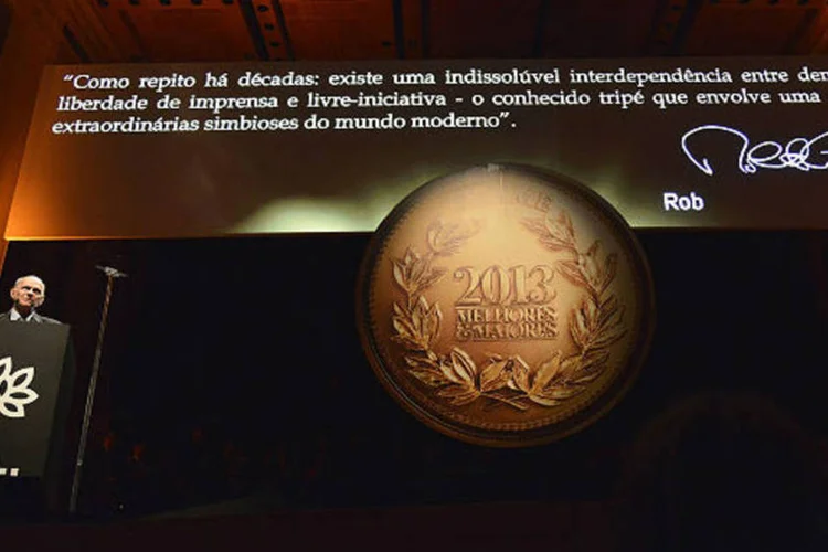 Homenagem aos destaques dos negócios (Flávio Santana)