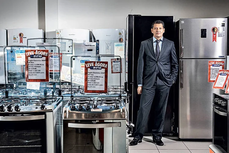 José Domingos Alves, da lojas Cem: a crise e a lei do aviso prévio levaram à maior alta do índice de inadimplência da empresa em 64 anos (Germano Luders/Exame)