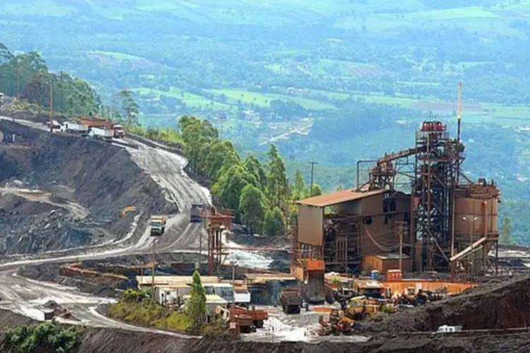 MMX Sistema Sudeste: após a expansão, o minério de ferro produzido na Unidade Serra Azul será exportado através do Superporto Sudeste (Divulgação)